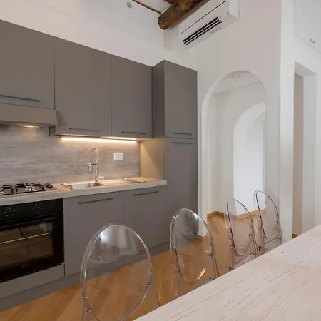 Apartman Downtown_blossom With Small Terrace *